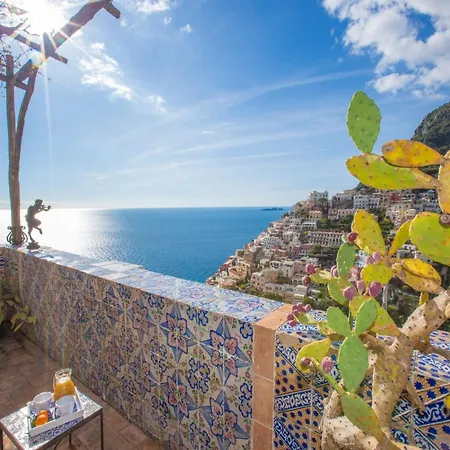 2 Bedroom Near Rada Holiday home Positano