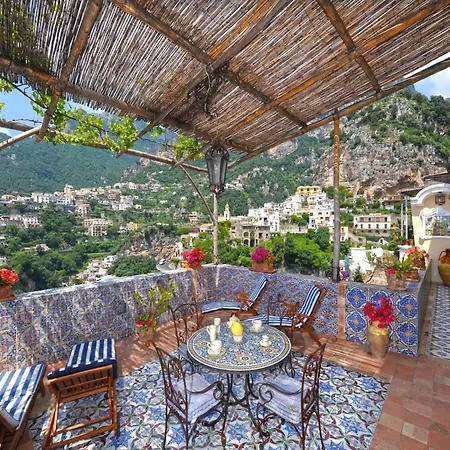 2 Bedroom Near Rada Holiday home