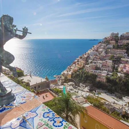 2 Bedroom Near Rada Holiday home Positano