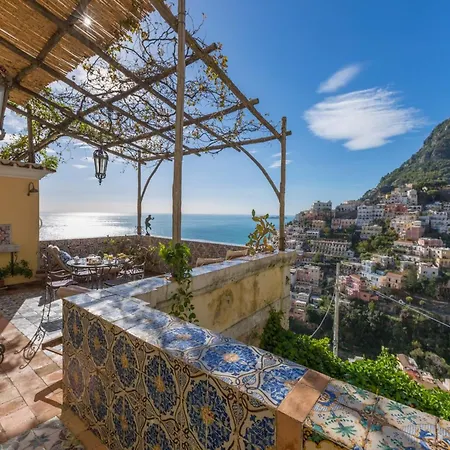 Holiday home 2 Bedroom Near Rada Positano
