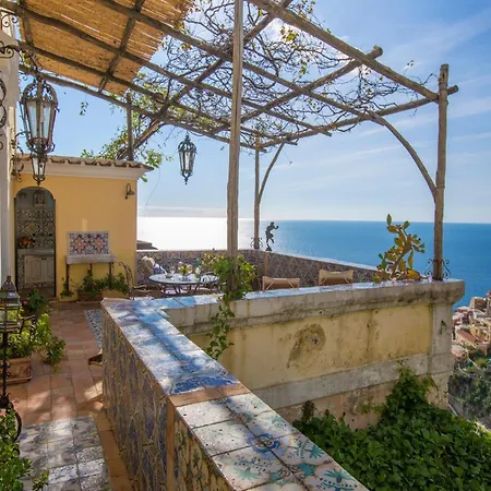 2 Bedroom Near Rada Holiday home *